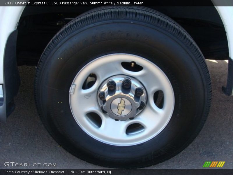 Summit White / Medium Pewter 2013 Chevrolet Express LT 3500 Passenger Van
