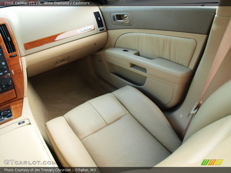 White Diamond / Cashmere 2006 Cadillac STS V8