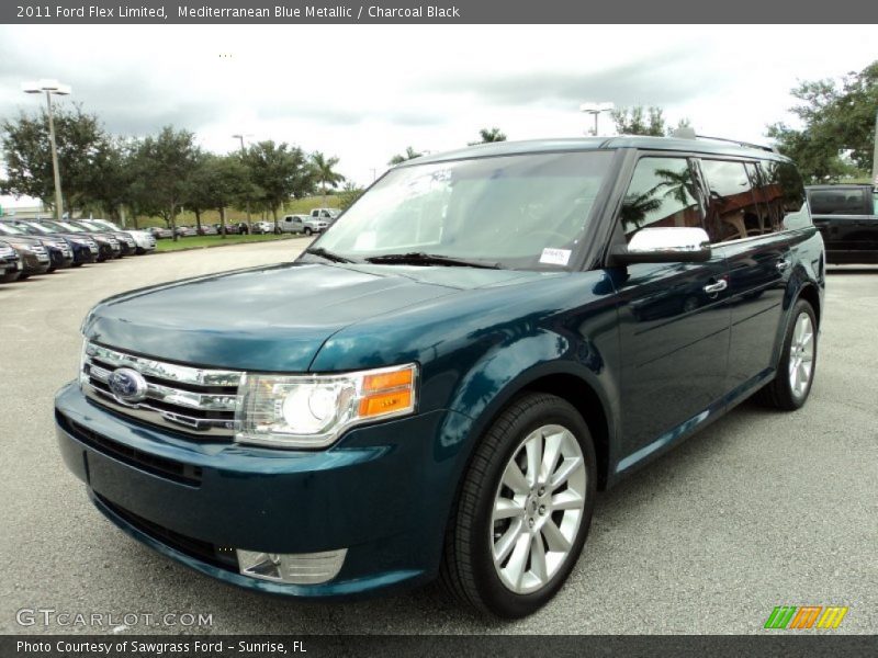 Front 3/4 View of 2011 Flex Limited