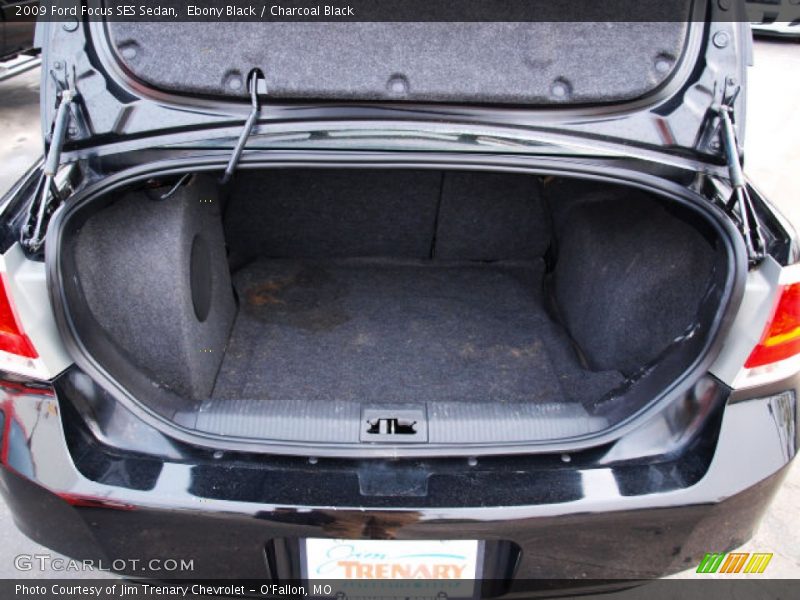 Ebony Black / Charcoal Black 2009 Ford Focus SES Sedan