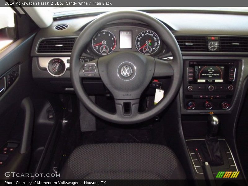 Candy White / Titan Black 2014 Volkswagen Passat 2.5L S