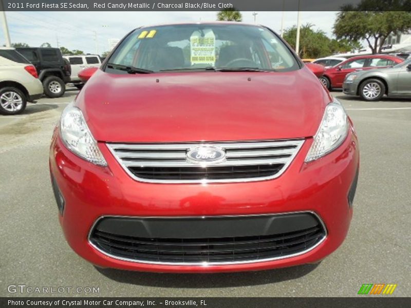 Red Candy Metallic / Charcoal Black/Blue Cloth 2011 Ford Fiesta SE Sedan
