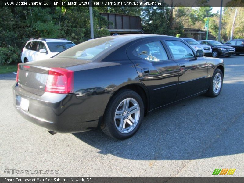 Brilliant Black Crystal Pearl / Dark Slate Gray/Light Graystone 2006 Dodge Charger SXT