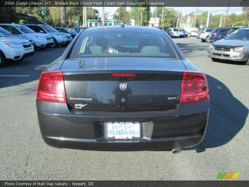 Brilliant Black Crystal Pearl / Dark Slate Gray/Light Graystone 2006 Dodge Charger SXT