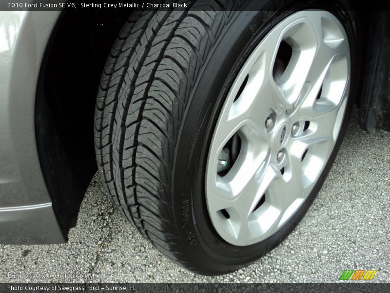 Sterling Grey Metallic / Charcoal Black 2010 Ford Fusion SE V6