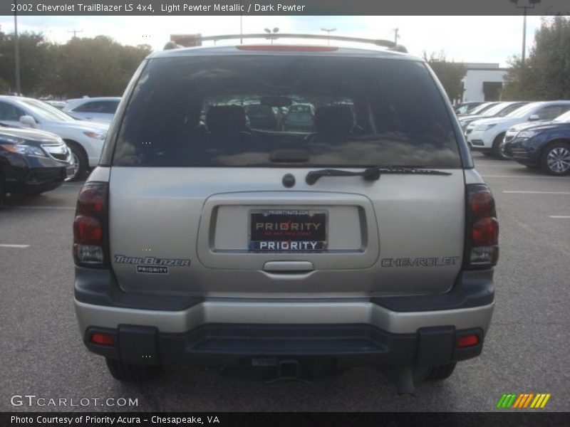Light Pewter Metallic / Dark Pewter 2002 Chevrolet TrailBlazer LS 4x4