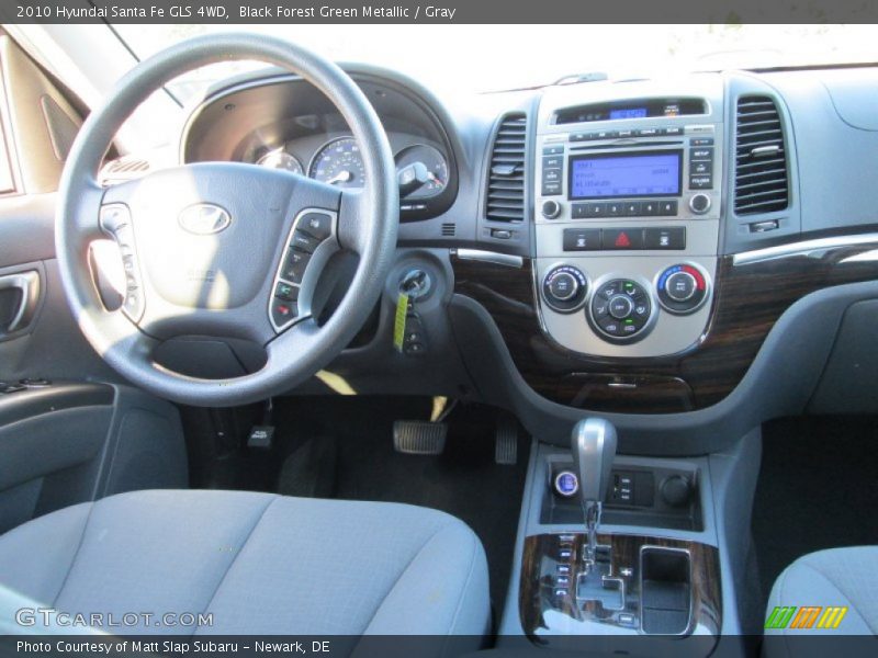 Black Forest Green Metallic / Gray 2010 Hyundai Santa Fe GLS 4WD