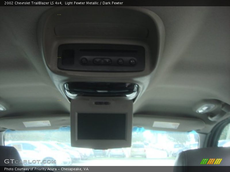 Light Pewter Metallic / Dark Pewter 2002 Chevrolet TrailBlazer LS 4x4