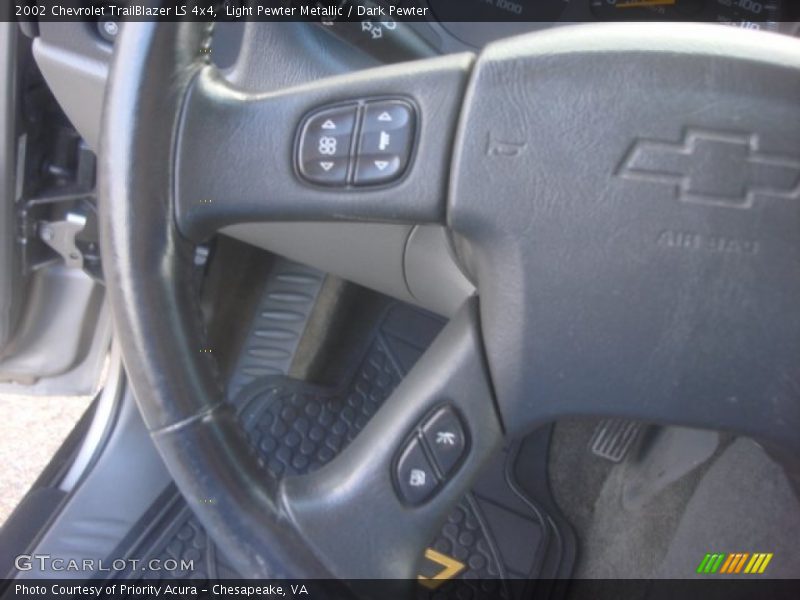 Light Pewter Metallic / Dark Pewter 2002 Chevrolet TrailBlazer LS 4x4