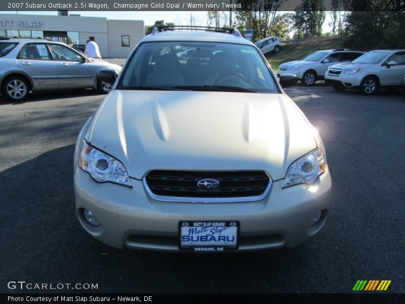 Champagne Gold Opal / Warm Ivory Tweed 2007 Subaru Outback 2.5i Wagon