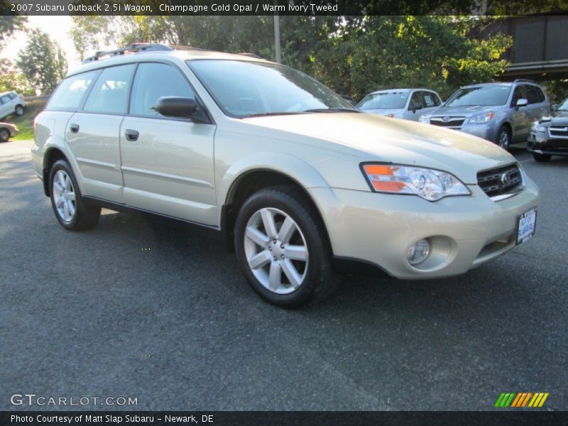 Champagne Gold Opal / Warm Ivory Tweed 2007 Subaru Outback 2.5i Wagon