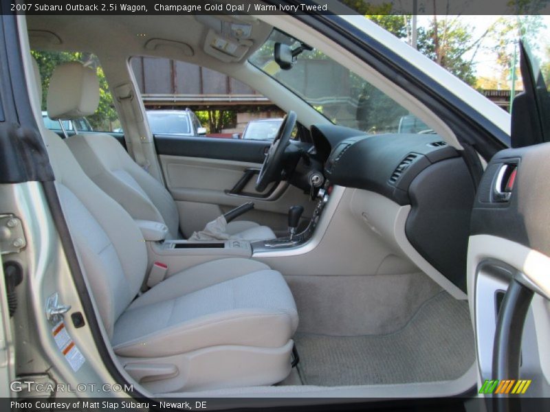 Champagne Gold Opal / Warm Ivory Tweed 2007 Subaru Outback 2.5i Wagon