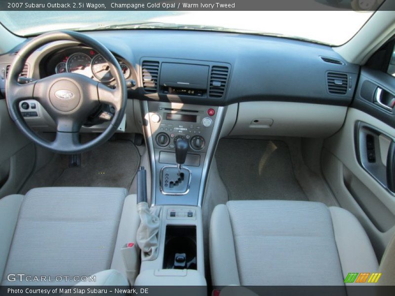 Champagne Gold Opal / Warm Ivory Tweed 2007 Subaru Outback 2.5i Wagon