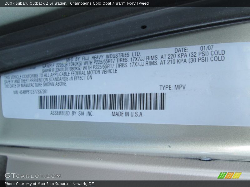 Champagne Gold Opal / Warm Ivory Tweed 2007 Subaru Outback 2.5i Wagon