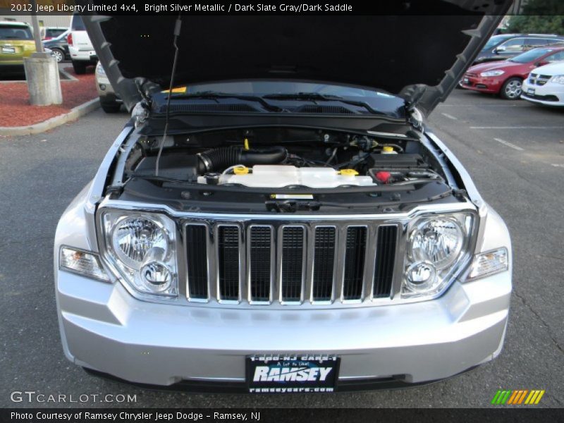 Bright Silver Metallic / Dark Slate Gray/Dark Saddle 2012 Jeep Liberty Limited 4x4