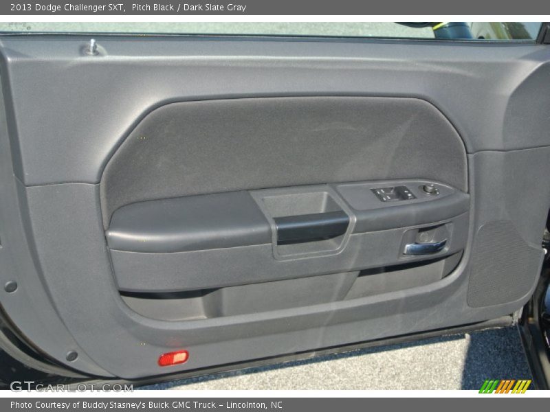 Pitch Black / Dark Slate Gray 2013 Dodge Challenger SXT