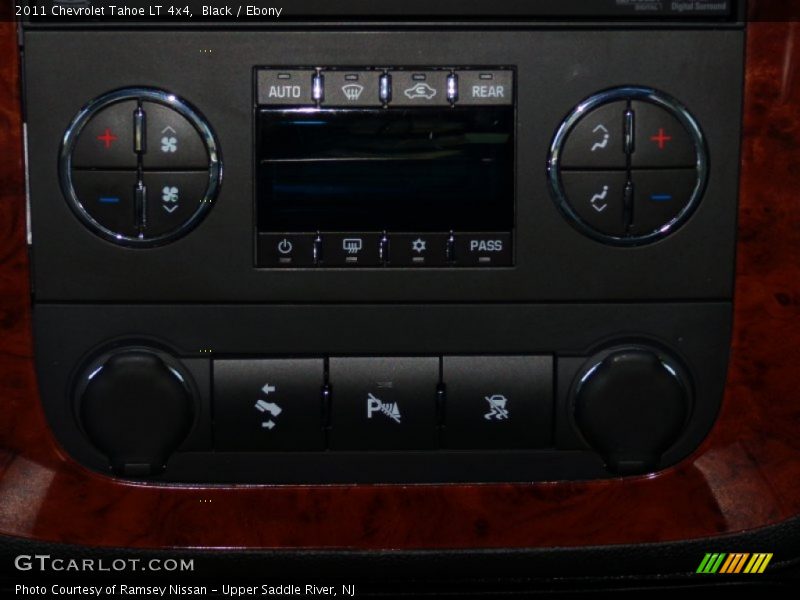 Black / Ebony 2011 Chevrolet Tahoe LT 4x4