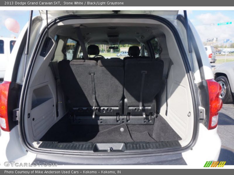 Stone White / Black/Light Graystone 2013 Dodge Grand Caravan SXT