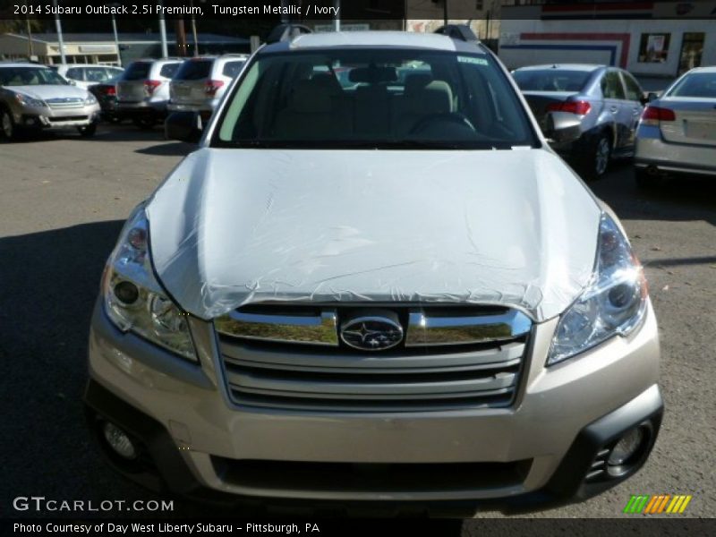 Tungsten Metallic / Ivory 2014 Subaru Outback 2.5i Premium