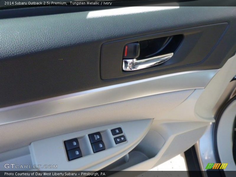 Tungsten Metallic / Ivory 2014 Subaru Outback 2.5i Premium