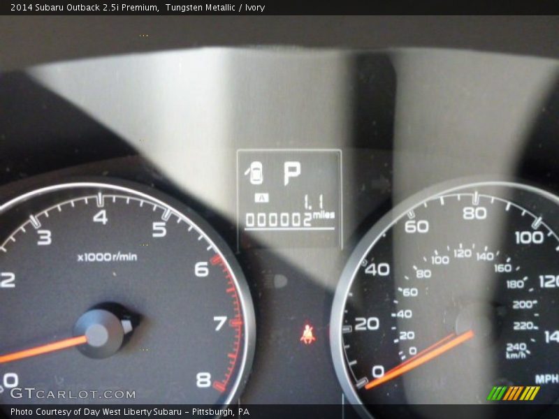 Tungsten Metallic / Ivory 2014 Subaru Outback 2.5i Premium