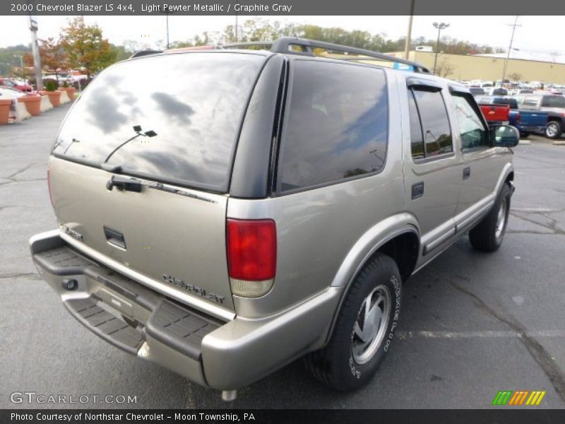 Light Pewter Metallic / Graphite Gray 2000 Chevrolet Blazer LS 4x4