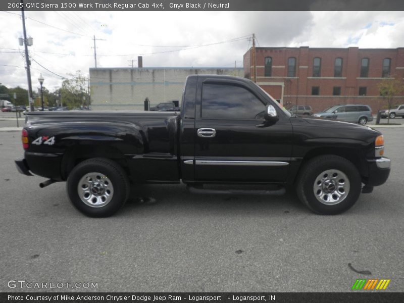 Onyx Black / Neutral 2005 GMC Sierra 1500 Work Truck Regular Cab 4x4