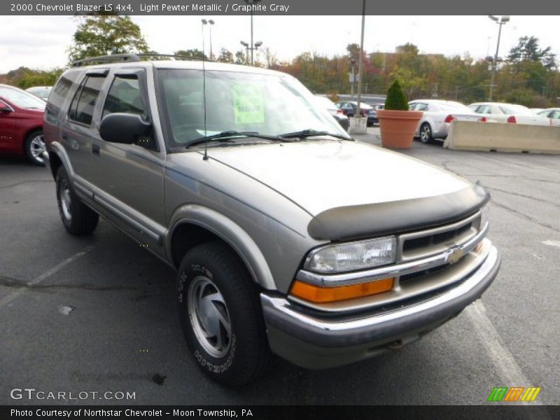 Light Pewter Metallic / Graphite Gray 2000 Chevrolet Blazer LS 4x4