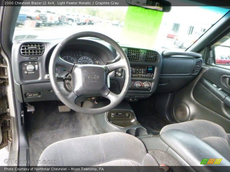 Light Pewter Metallic / Graphite Gray 2000 Chevrolet Blazer LS 4x4