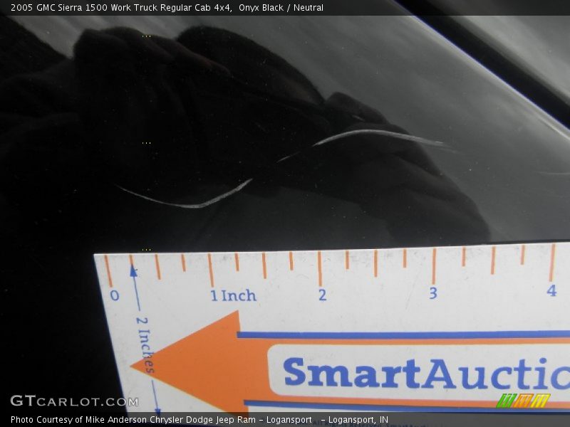 Onyx Black / Neutral 2005 GMC Sierra 1500 Work Truck Regular Cab 4x4