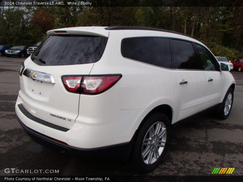 White / Ebony 2014 Chevrolet Traverse LT AWD