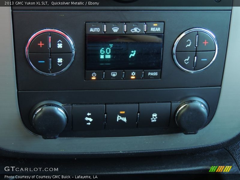 Quicksilver Metallic / Ebony 2013 GMC Yukon XL SLT