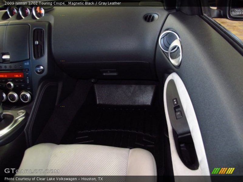 Magnetic Black / Gray Leather 2009 Nissan 370Z Touring Coupe