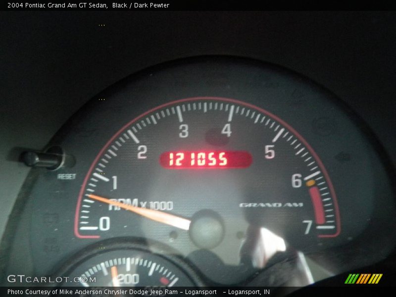 Black / Dark Pewter 2004 Pontiac Grand Am GT Sedan
