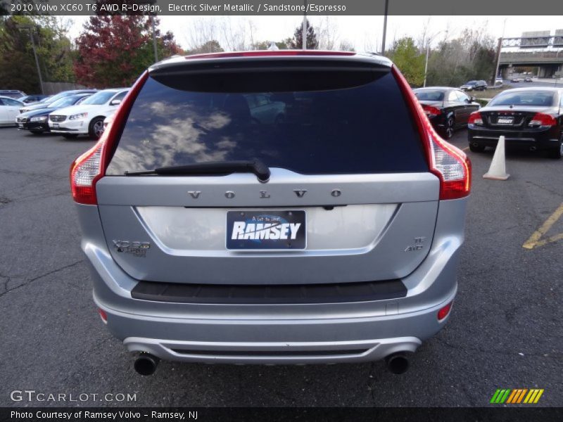 Electric Silver Metallic / Sandstone/Espresso 2010 Volvo XC60 T6 AWD R-Design