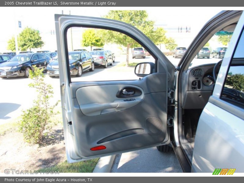 Silverstone Metallic / Light Gray 2005 Chevrolet TrailBlazer LS