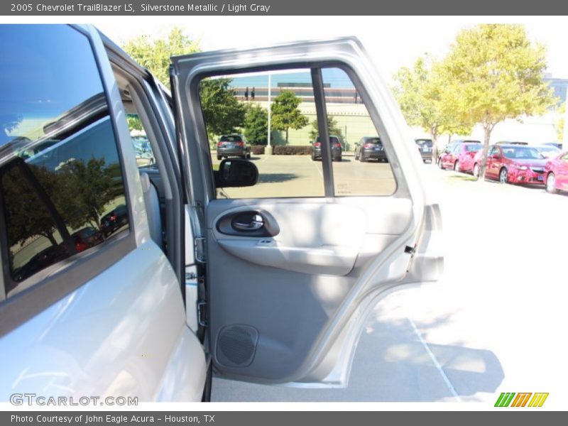 Silverstone Metallic / Light Gray 2005 Chevrolet TrailBlazer LS