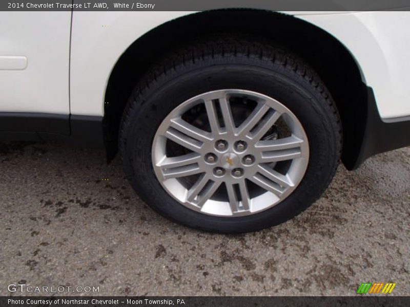 White / Ebony 2014 Chevrolet Traverse LT AWD