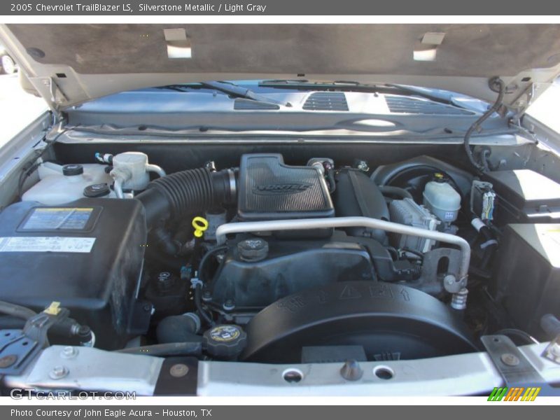 Silverstone Metallic / Light Gray 2005 Chevrolet TrailBlazer LS