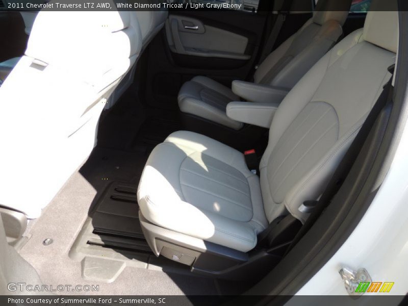White Diamond Tricoat / Light Gray/Ebony 2011 Chevrolet Traverse LTZ AWD