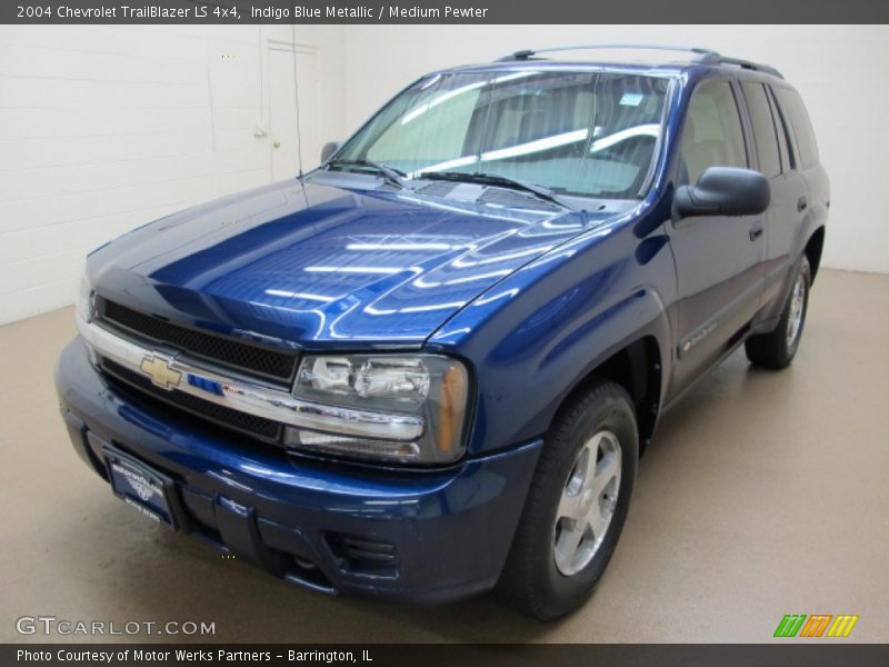 Indigo Blue Metallic / Medium Pewter 2004 Chevrolet TrailBlazer LS 4x4