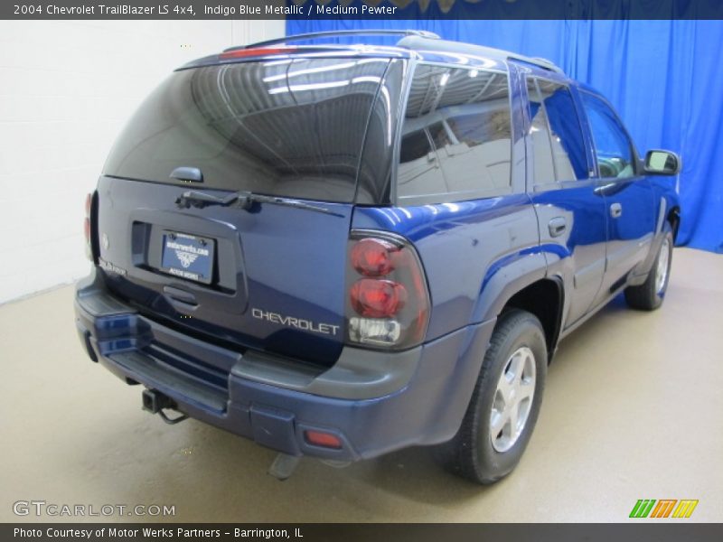 Indigo Blue Metallic / Medium Pewter 2004 Chevrolet TrailBlazer LS 4x4