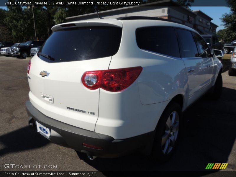 White Diamond Tricoat / Light Gray/Ebony 2011 Chevrolet Traverse LTZ AWD