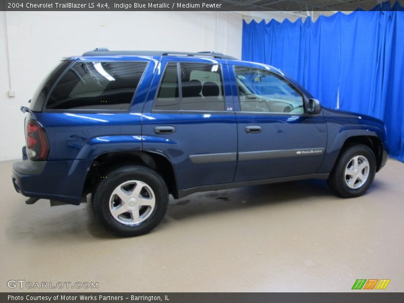 Indigo Blue Metallic / Medium Pewter 2004 Chevrolet TrailBlazer LS 4x4