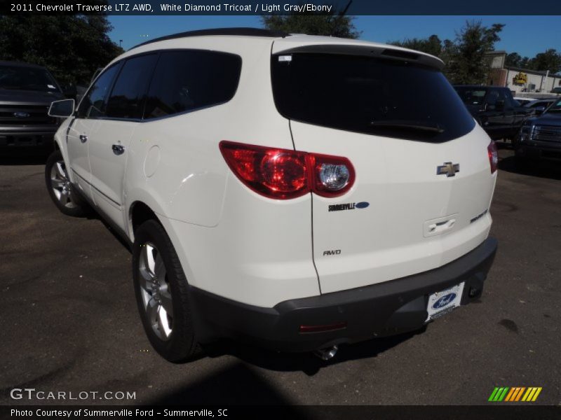 White Diamond Tricoat / Light Gray/Ebony 2011 Chevrolet Traverse LTZ AWD