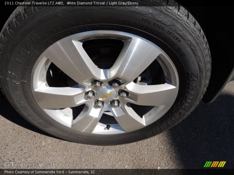 White Diamond Tricoat / Light Gray/Ebony 2011 Chevrolet Traverse LTZ AWD