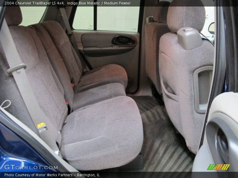 Indigo Blue Metallic / Medium Pewter 2004 Chevrolet TrailBlazer LS 4x4