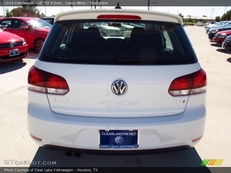 Candy White / Titan Black 2014 Volkswagen Golf TDI 4 Door