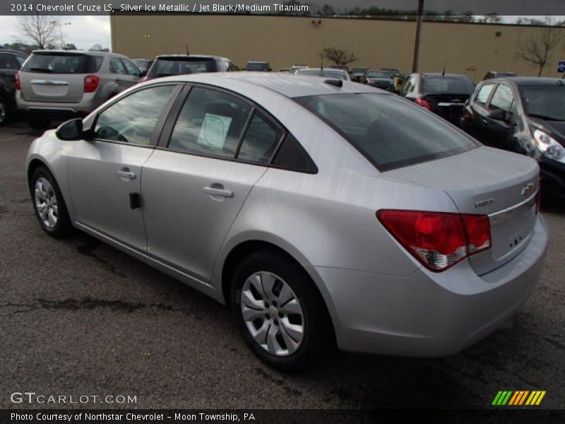 Silver Ice Metallic / Jet Black/Medium Titanium 2014 Chevrolet Cruze LS
