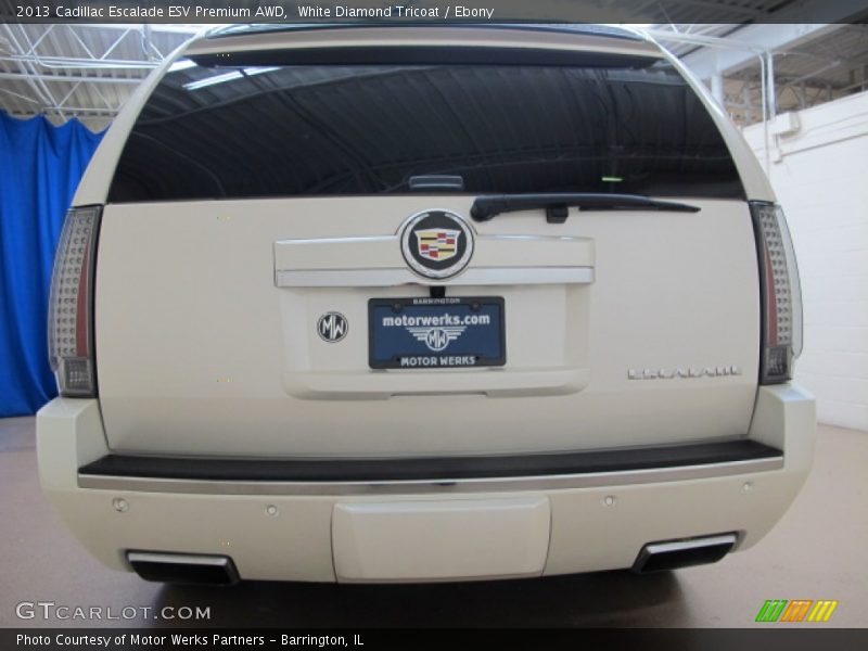 White Diamond Tricoat / Ebony 2013 Cadillac Escalade ESV Premium AWD
